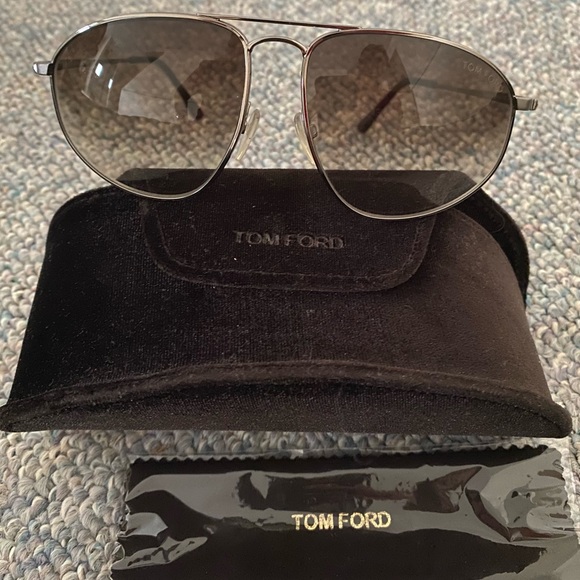 Tom Ford Sunglasses - Picture 6 of 6